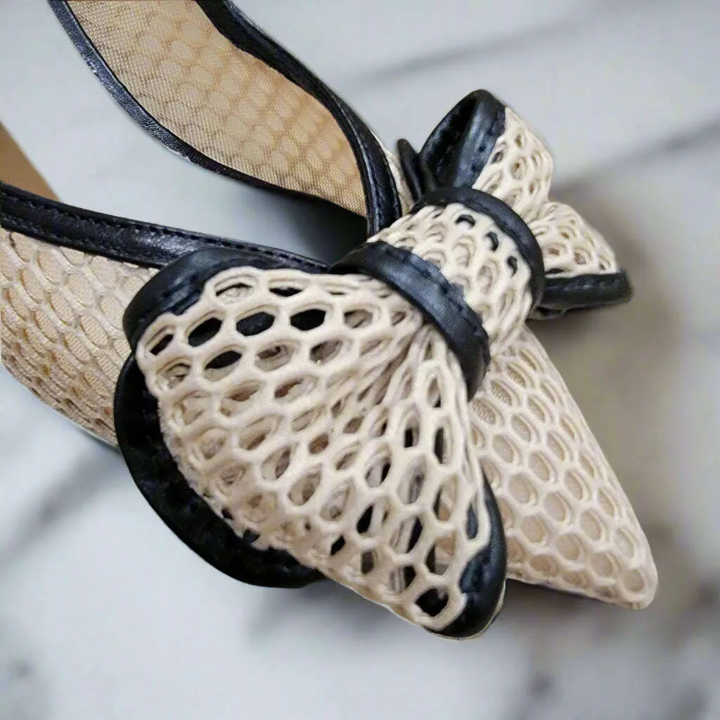 EZZIO - 12009-N Pump - Black & Cream