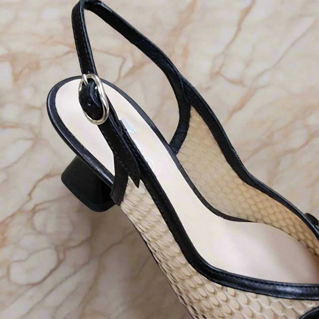 EZZIO - 12009-N Pump - Black & Cream