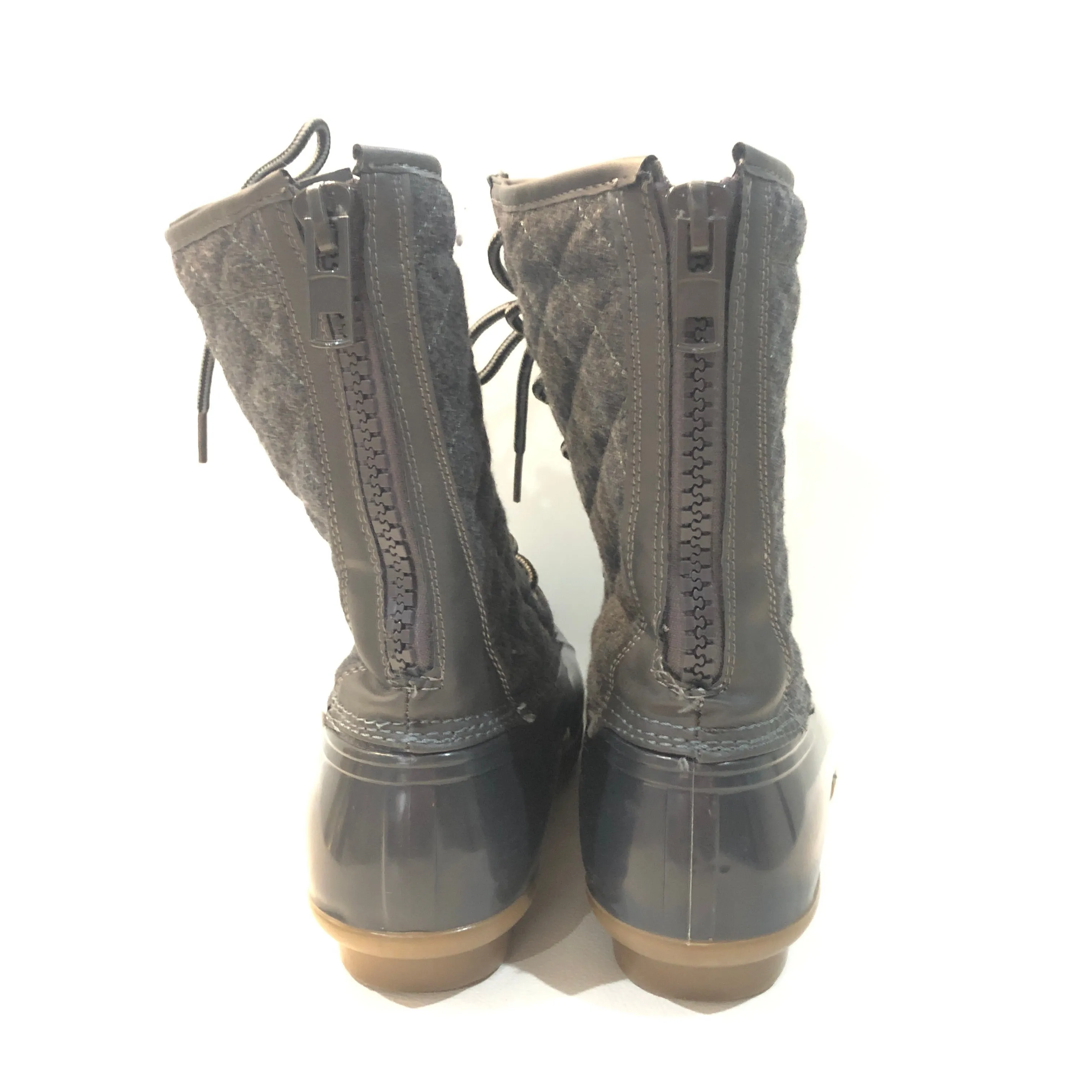 MADDEN GIRL Frolic Grey Duck Boots Size 7