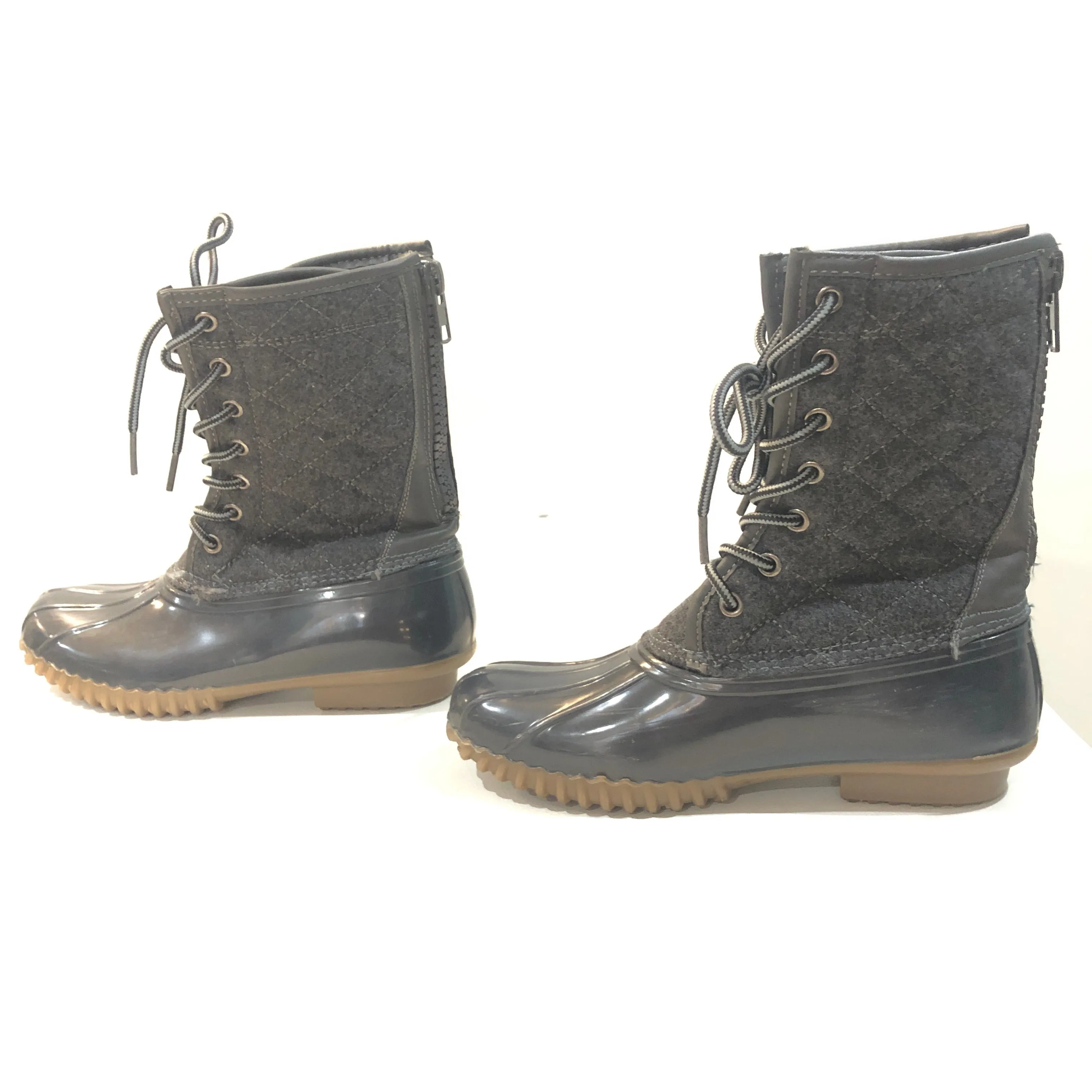 MADDEN GIRL Frolic Grey Duck Boots Size 7