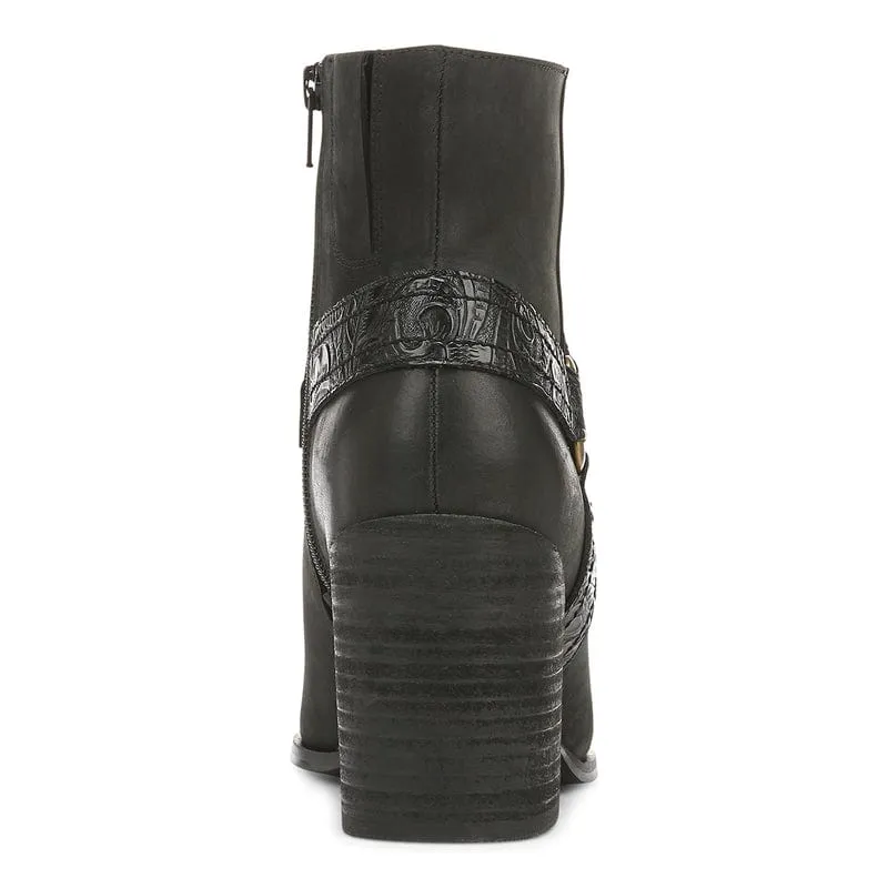 Vionic Women's Carnelia Boots- Black