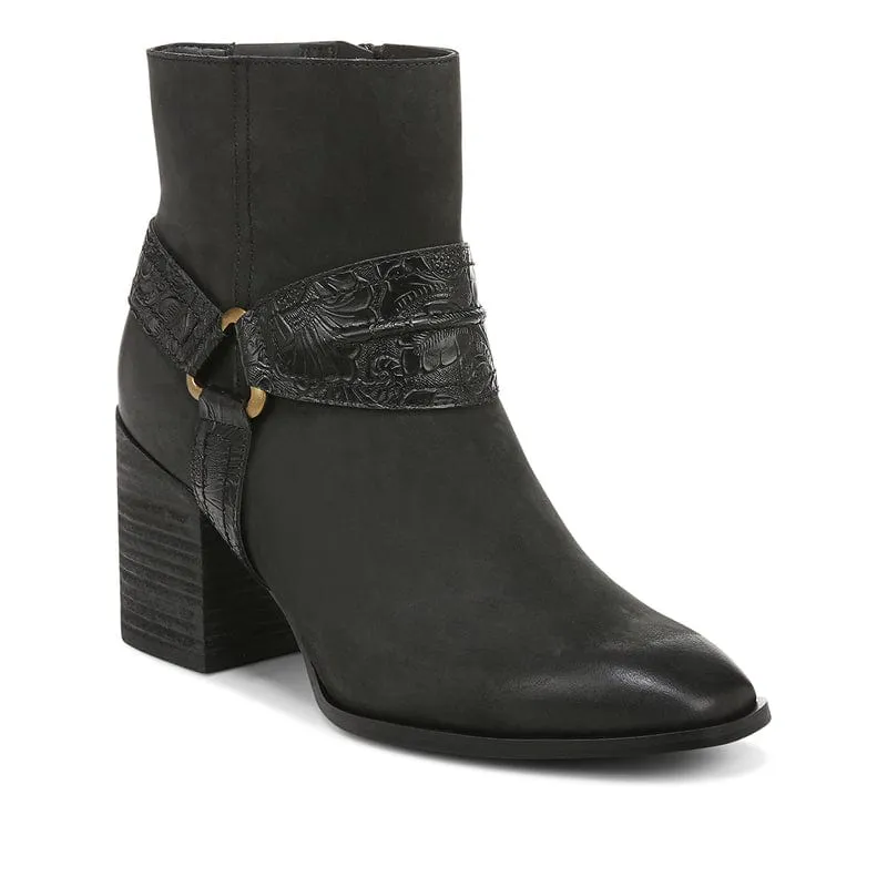 Vionic Women's Carnelia Boots- Black